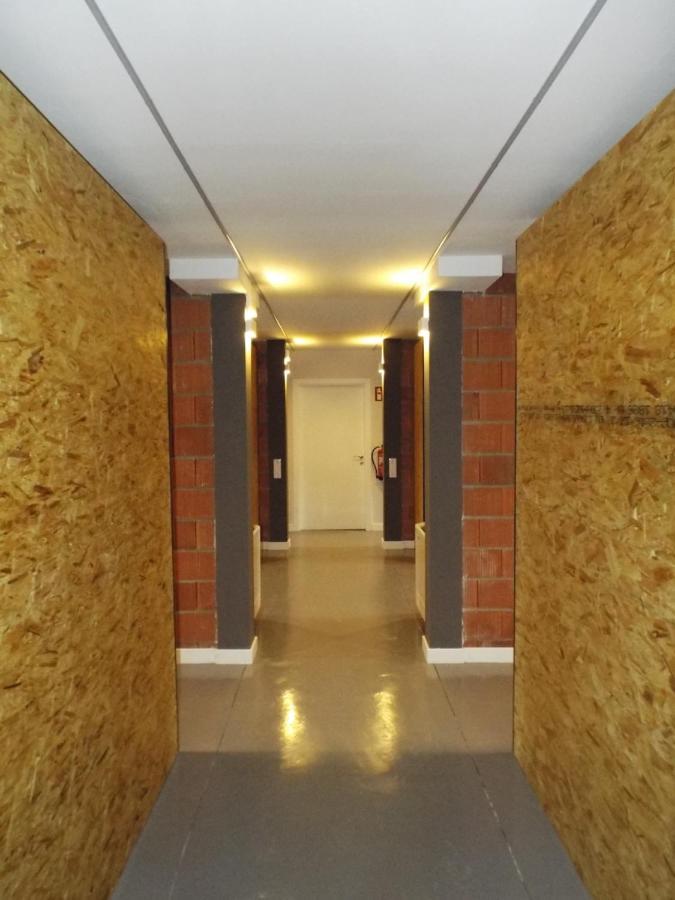 Albergue Santiago 15 Monforte Монфорте-де-Лемос Екстер'єр фото