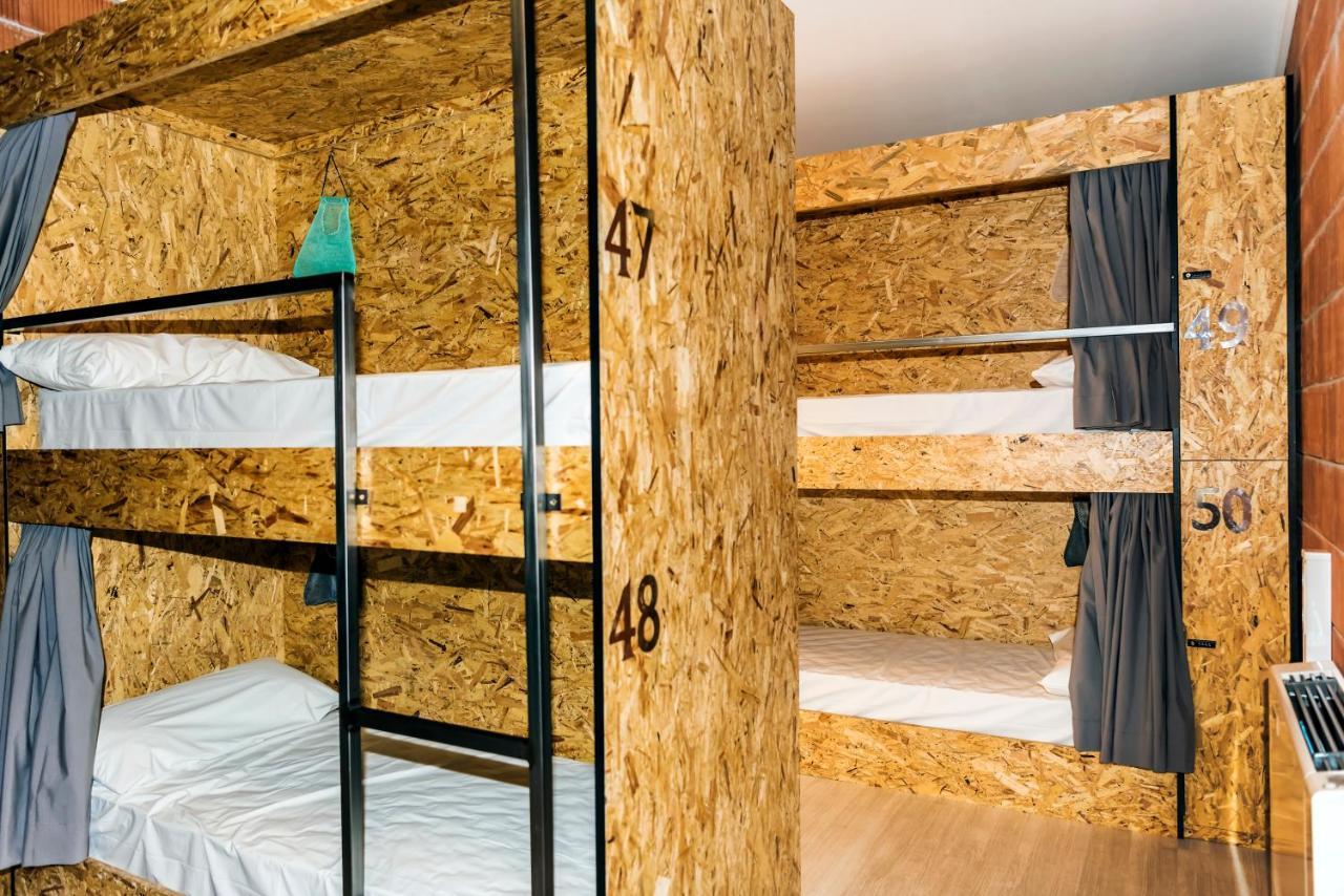 Albergue Santiago 15 Monforte Монфорте-де-Лемос Екстер'єр фото