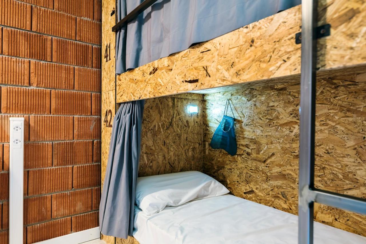 Albergue Santiago 15 Monforte Монфорте-де-Лемос Екстер'єр фото