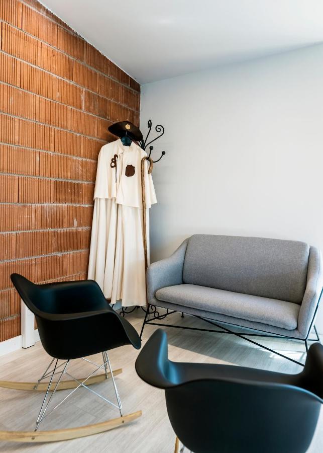 Albergue Santiago 15 Monforte Монфорте-де-Лемос Екстер'єр фото